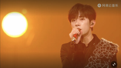 易烊千玺这四个字就足以让我心动