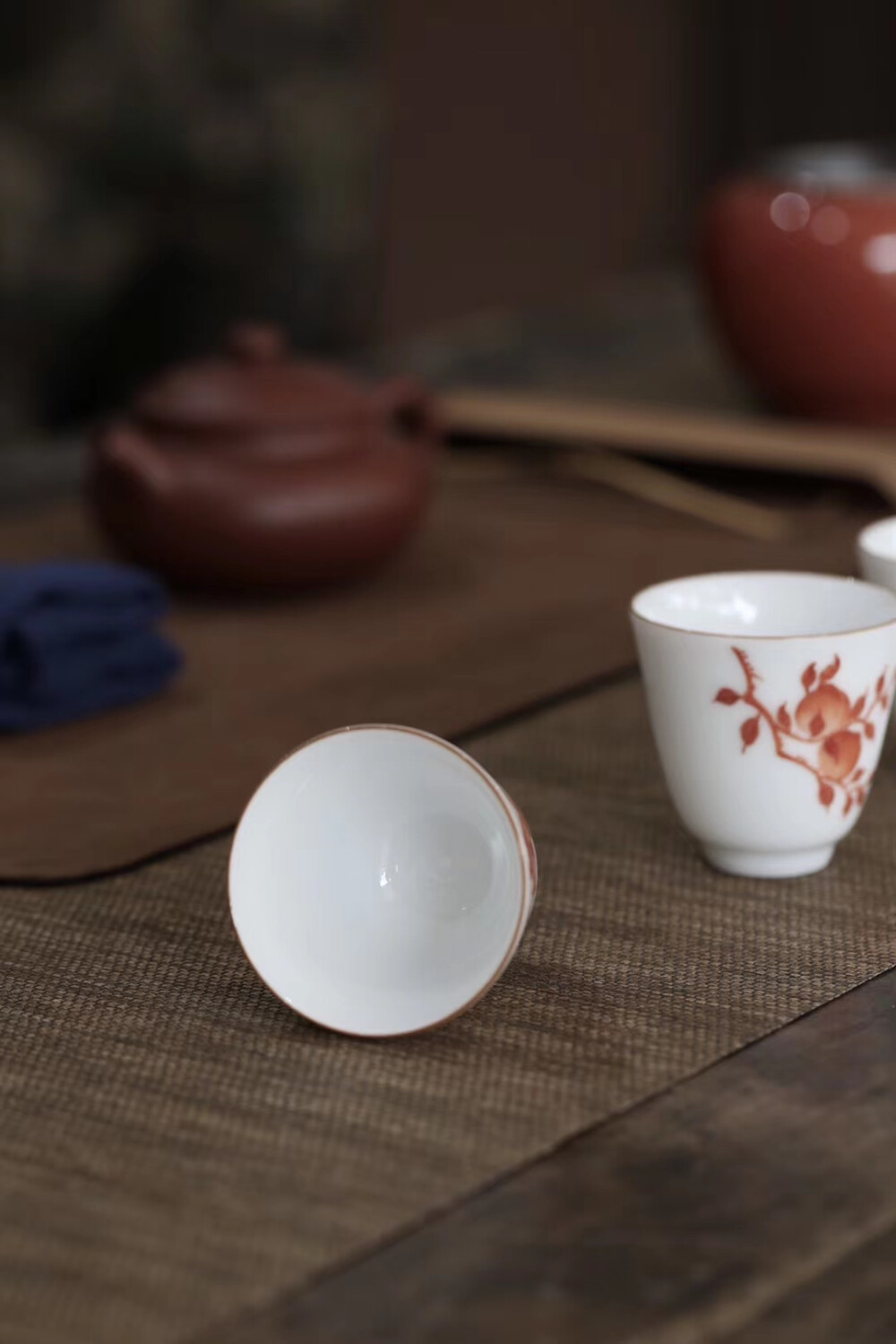 ‼️矾红寿桃品茗杯‼️景德镇高温手作～
茶楼茶室/自用，直径5.5cm 高5.5cm