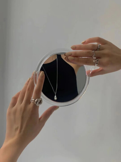 高级感部位头像｜女生头像
图片收集源网，侵删