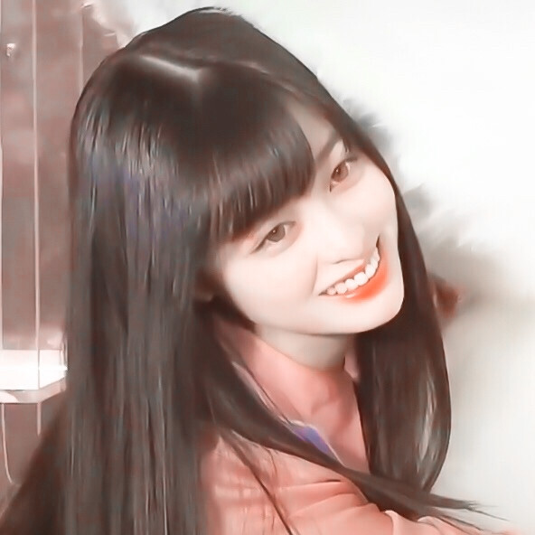 '桥本环奈'抱抱大玩偶
小不点 万薇