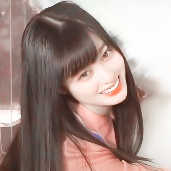 '桥本环奈'抱抱大玩偶
小不点 万薇