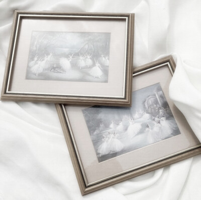 
·温暖明亮在他手中融化。
原偏贤