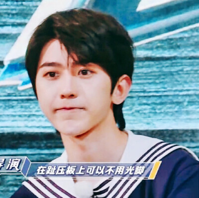 “圈圈圆圆圈圈”系列
自调蔡徐坤头像，禁二改
二传注明沈卿
抱图dd