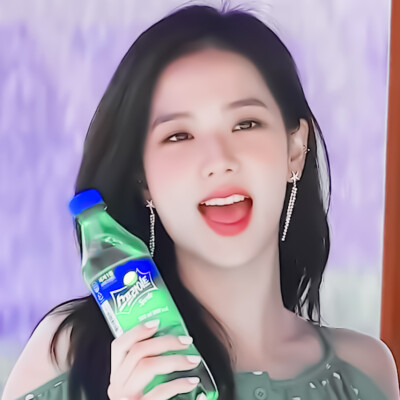 金智秀
原截vb-云朵茜茜-