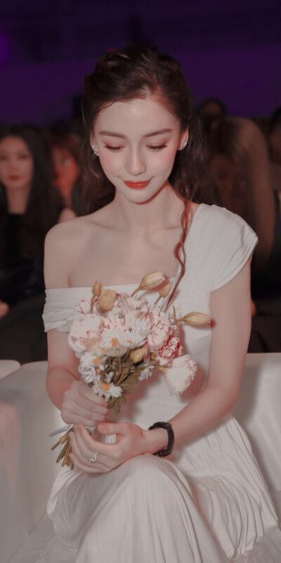 Angelababy