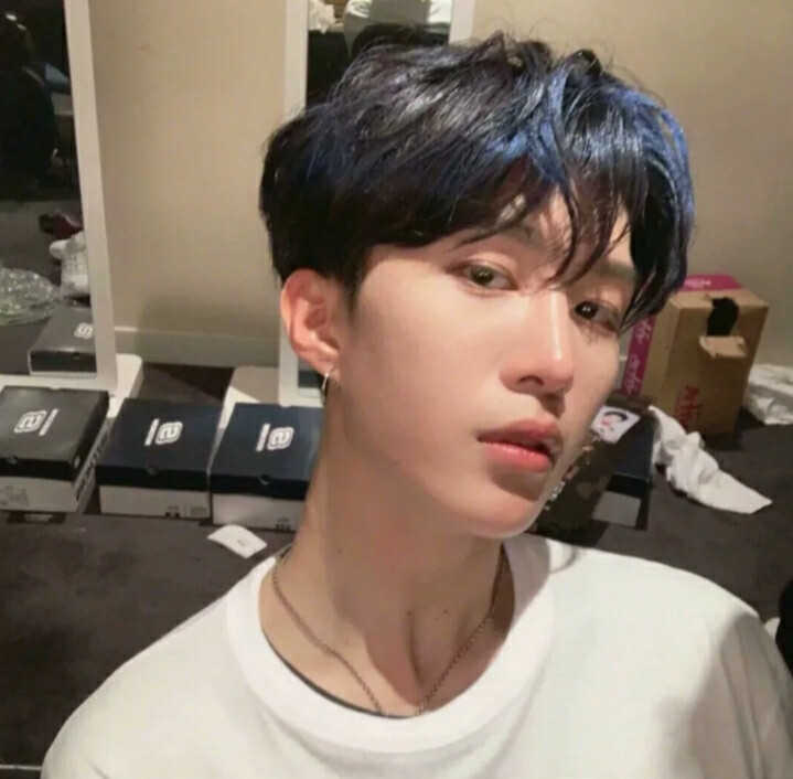 范丞丞优质头像