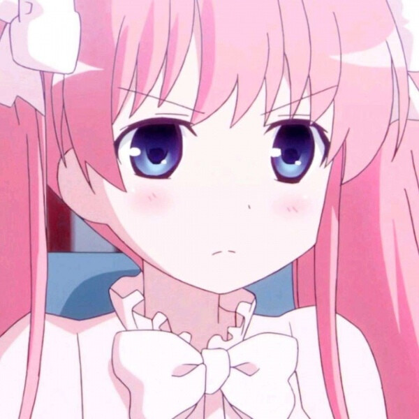 端一碗水，出门去捉一碗月亮
#动漫女头#