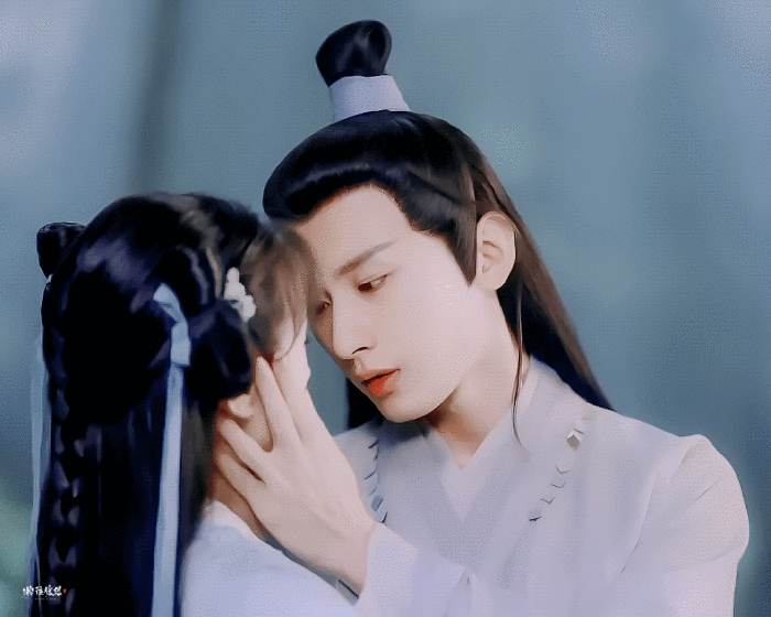 琉璃 | 成毅&袁冰妍
cr:溺往臆想 