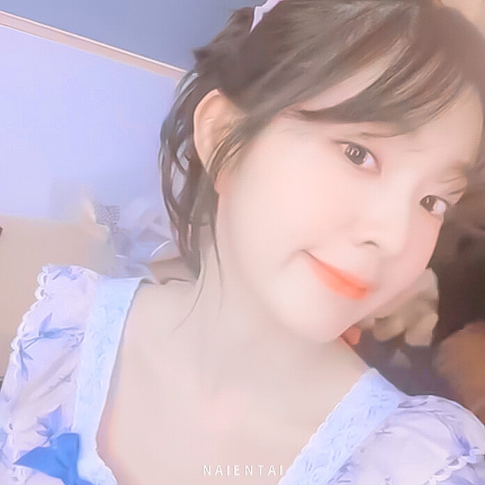 
“今天风很温柔”
裴珠泫
©️金奈恩