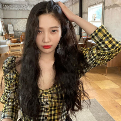 可二改图 抱图看简介.