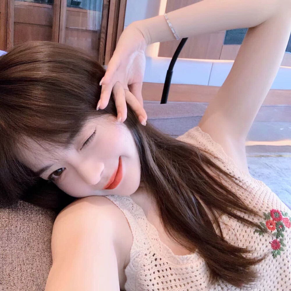 ins风温柔系女头,望喜,侵权致歉 cr:江姝 同一平台二传