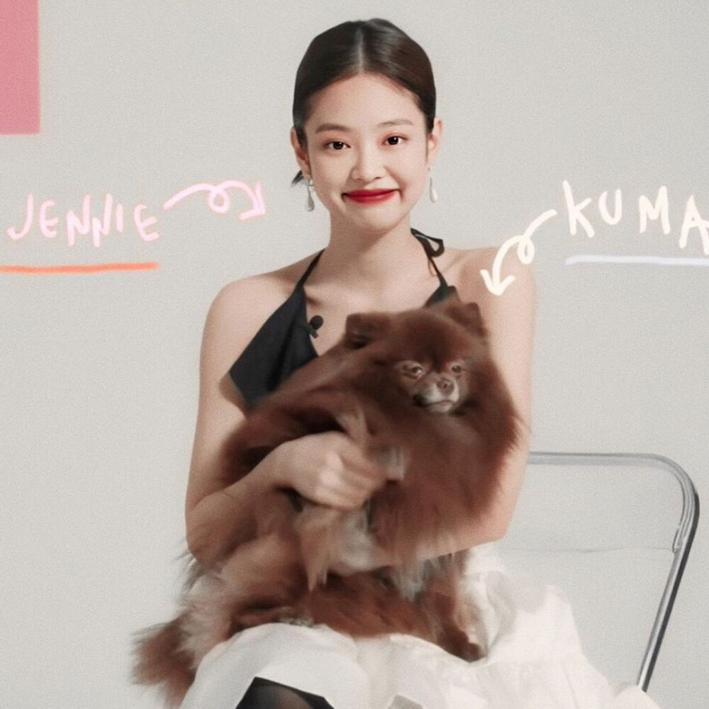 JENNIE 我的小狗很可矮