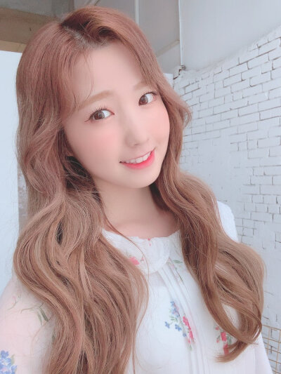 IZ*ONE 本田仁美
