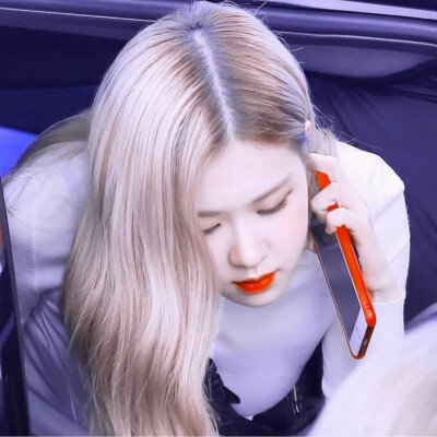 BLACKPINK之Rosé
拿图吱声