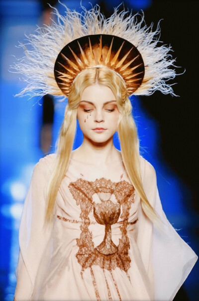 高缇耶Jean Paul Gaultier Spring2007 ‖Jessica Stam ​​​​ 仙女下凡