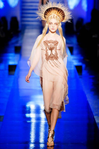 高缇耶Jean Paul Gaultier Spring2007 ‖Jessica Stam ​​​​ 仙女下凡