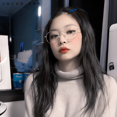 
：#JENNIE#
二传注明粉扑奶熊or宋智妍