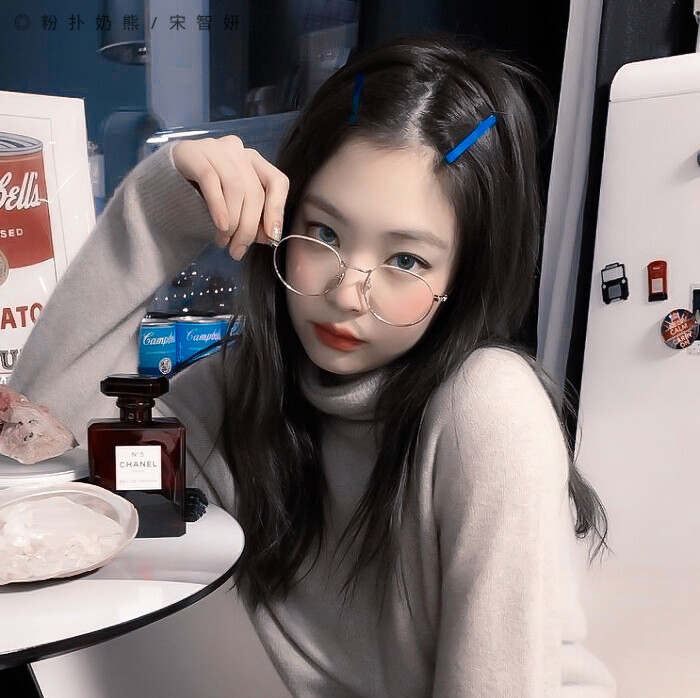 
：#JENNIE#
二传注明粉扑奶熊or宋智妍