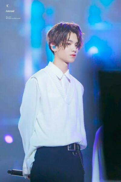 黄明昊❤