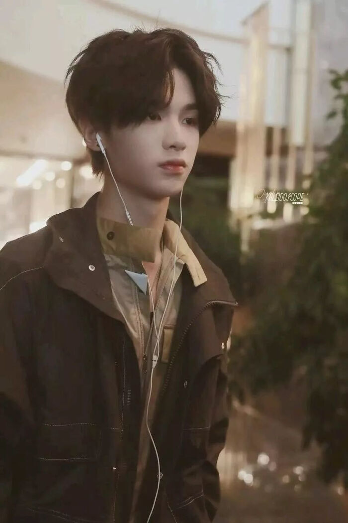 黄明昊❤