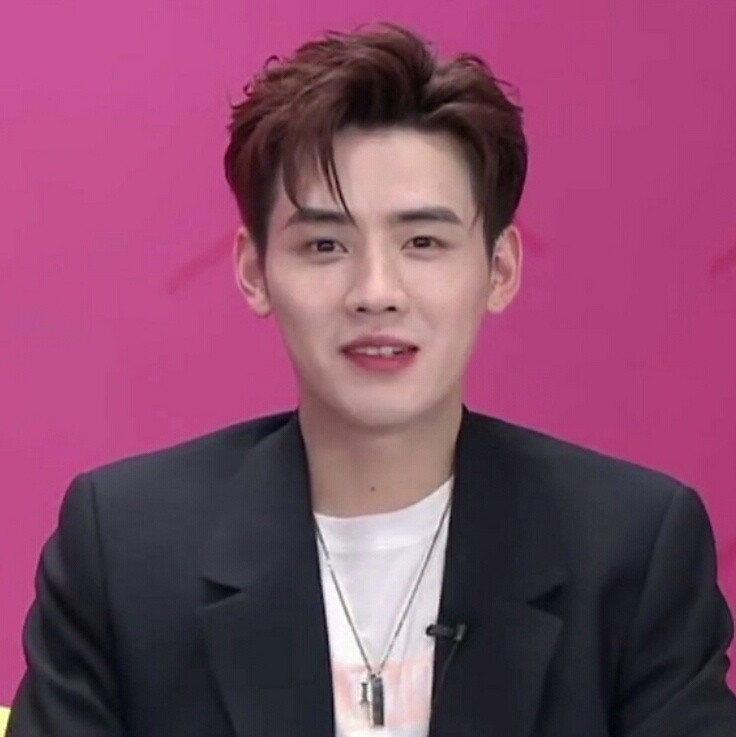 任豪 可二改
好帅好帅改了踹