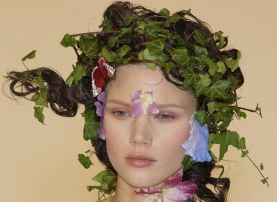 Issey Miyake S/S 2002 ​​​