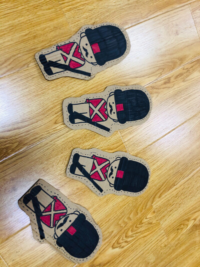 主题：『胡桃夹子』（吊饰）