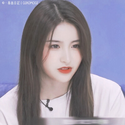 夜晚有星，云朵有雨，这善变的世界难得有你