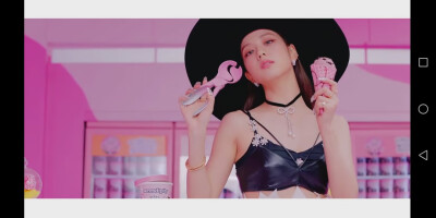 ice cream
新歌mv
jisoo可二改图