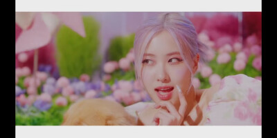 ice cream
新歌mv
rosie可二改图