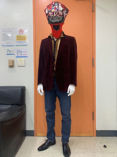 【官t】
20200830 承衍官t更新
[STAFF HARD]
20.08.30
今天的#蒙面歌王
WOODZ OOTD咔嚓
#WOODZ#曹承衍#ThreeGo
#WOODZ_OOTD #OOTD