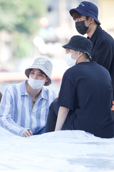 每一次的同框都让人激动不已
洪天逸&林乐杰