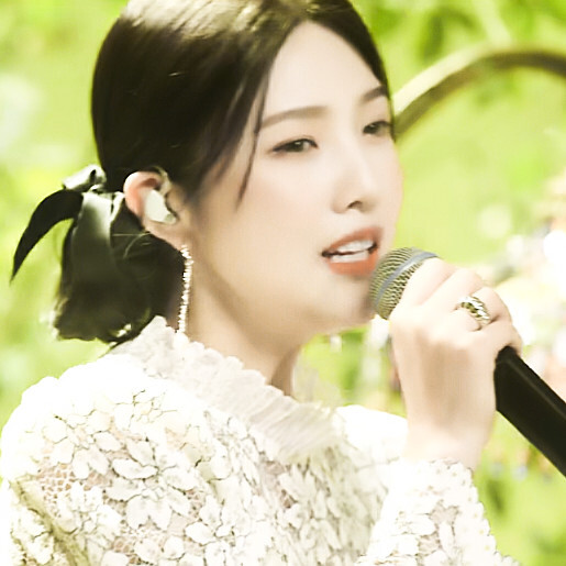 Irene&Joy.
原兔牙妹妹
