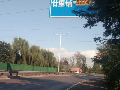景美人更美