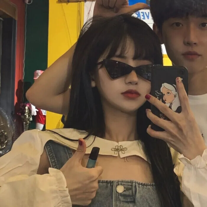 - ̗̀(๑ᵔ⌔ᵔ๑)