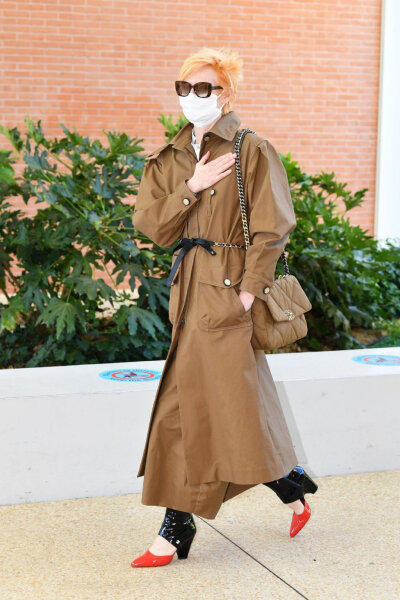 Tilda Swinton
Arrives at the Excelsior at the 77th Venice Film Festival on September 01, 2020 in Venice, Italy
[weibo@-slyvieCX-]