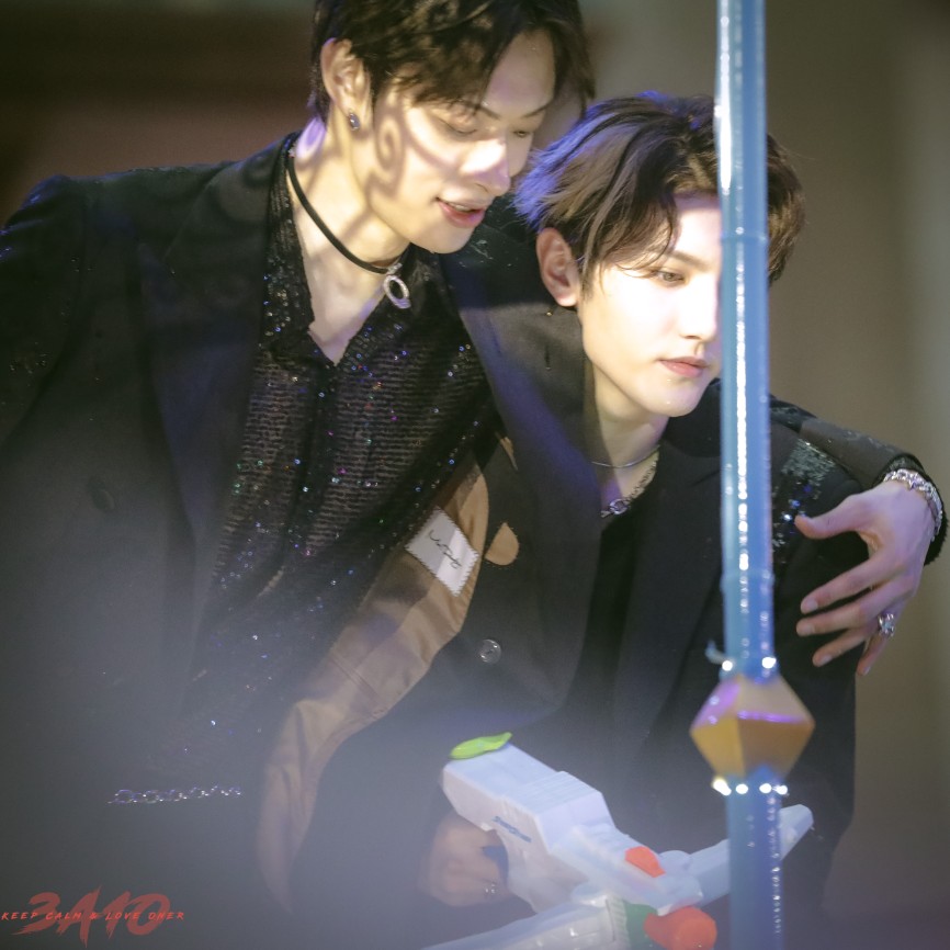 洋灵(木子洋x灵超)【罗蒙环球乐园明星季】