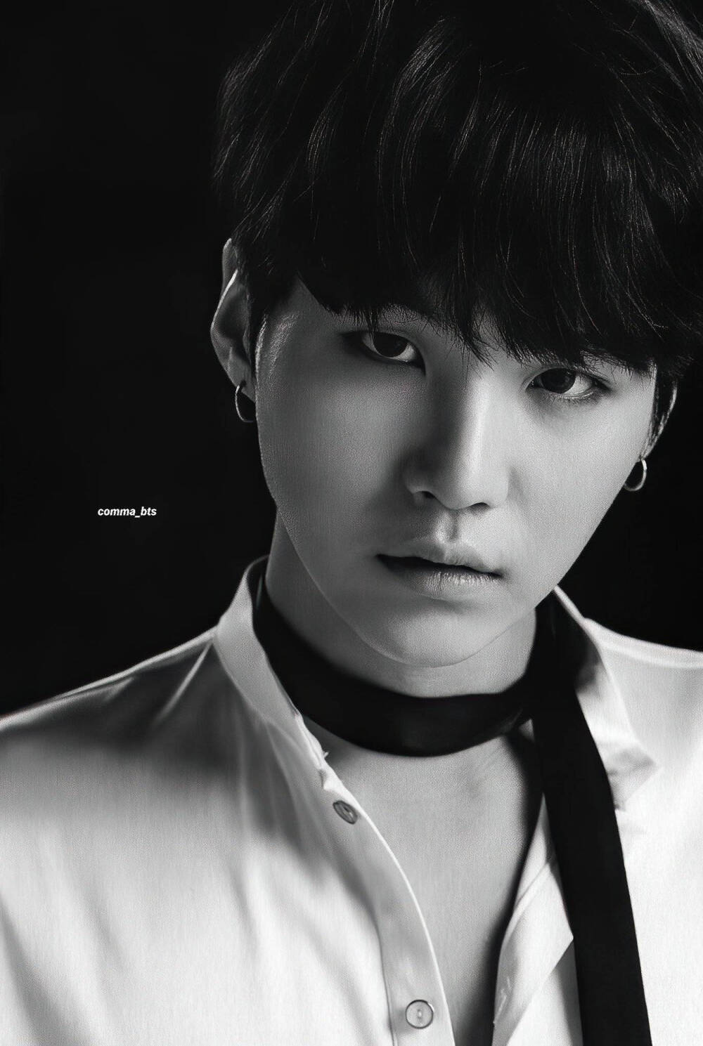 闵玧其
SUGA OF BTS.