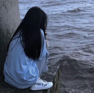 海边女头/