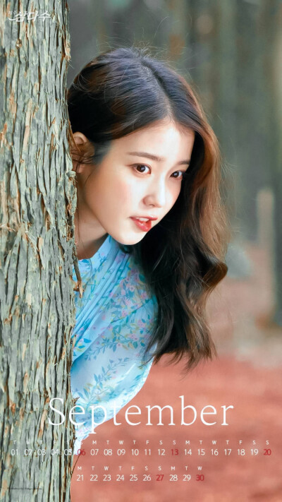 IU | 济州三多水
cr:砂糖收藏家