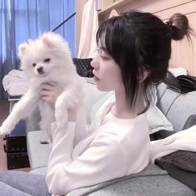 也祝今年秋天陪在你身边的人 明年依旧.