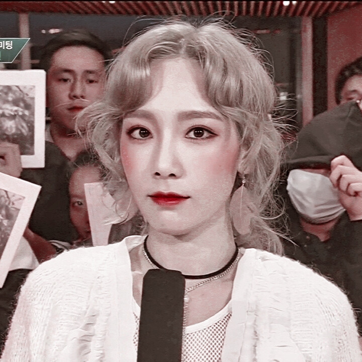 
一样东西破碎了就是破碎了，我宁愿记住它最好时的模样，而不想把它修补好，然后终生看着那些碎了的地方。
