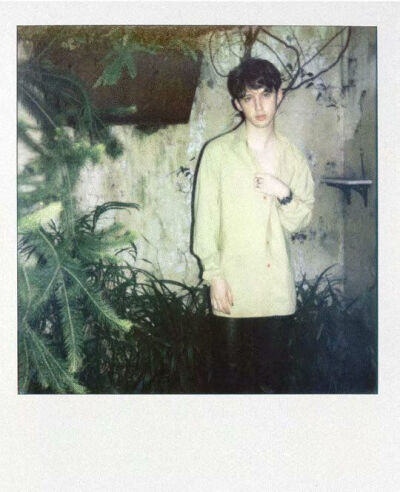 Troye Sivan 《W》