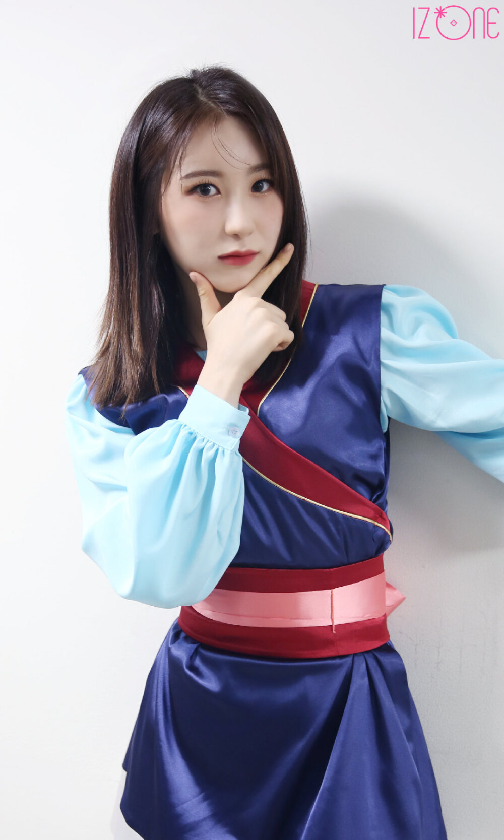 izone 迪士尼在逃公主