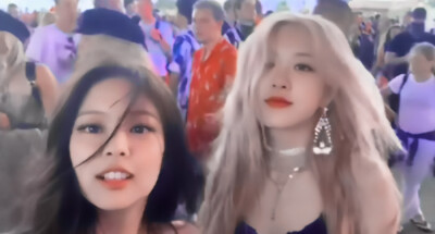 ©尤小七
看简介