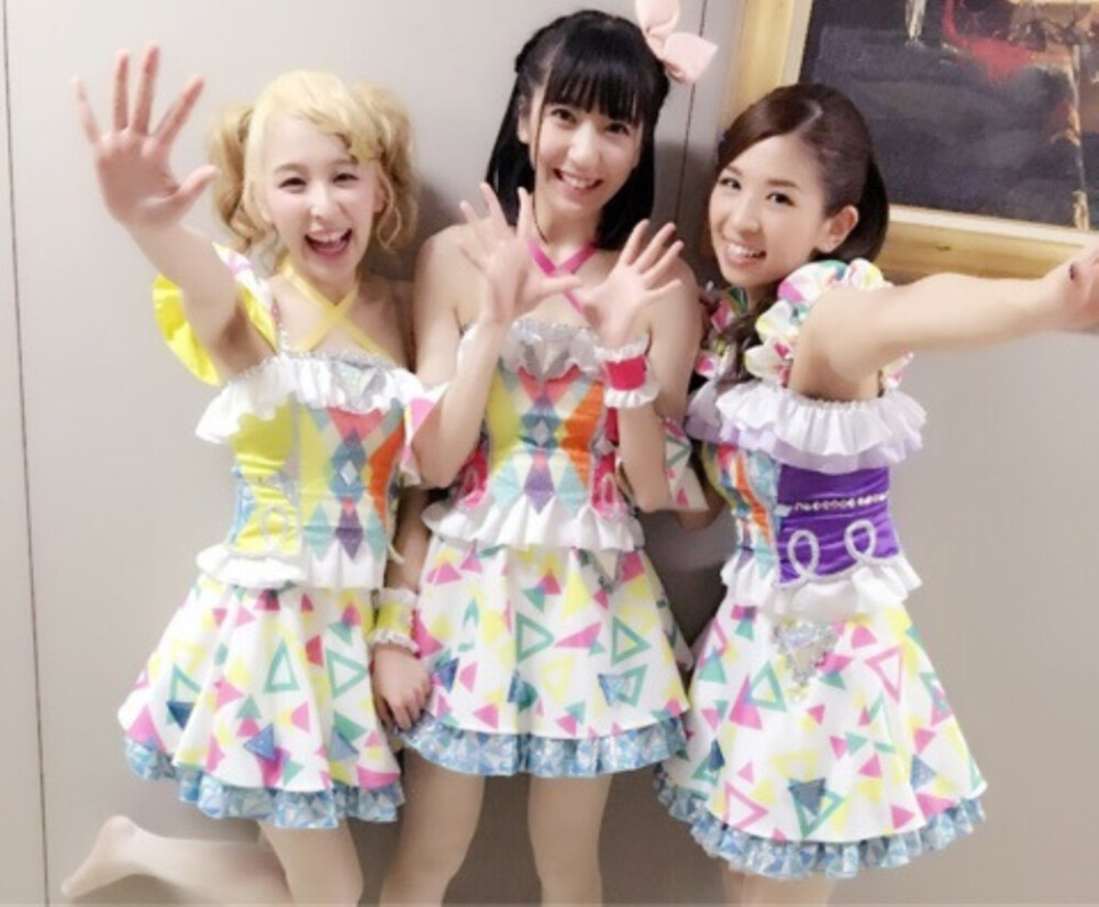 AIKATSU☆STARS！远藤瑠香 巴山萌菜 未来みき 天音みほ 松冈ななせ 星咲花那 堀越せな 藤城リエ