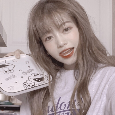 ©女头/玫瑰杀人案。
原截dt小照食堂营业中 拿图收藏专辑。