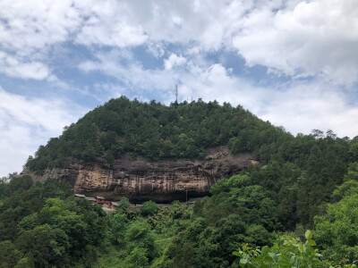 甘肃天水 仙人崖