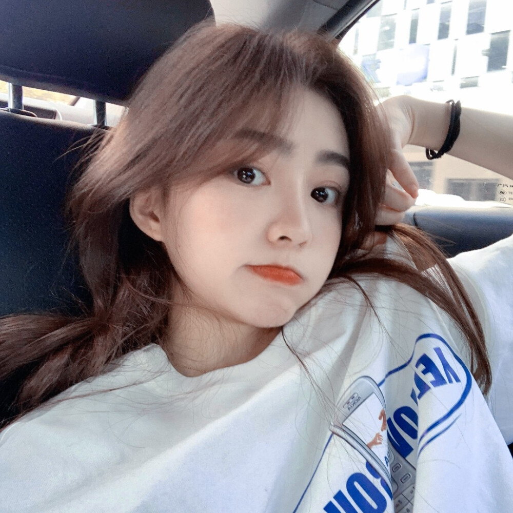 你说你要来
我就从你消失的那一天开始等待”
