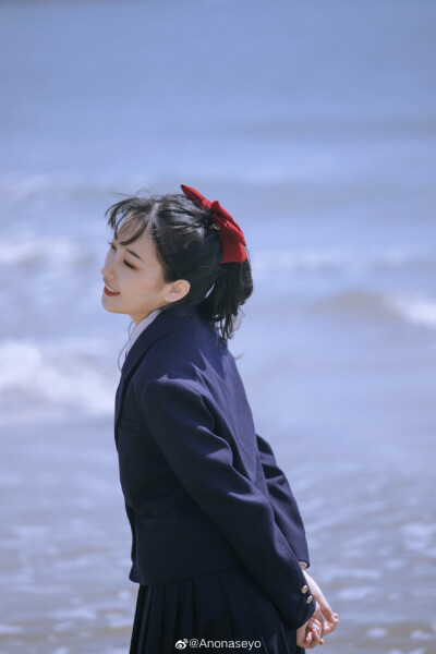 #jk日常#
盛夏
出境：@芸豆豆嗳
摄影： @Anonaseyo
#日常妆容##北京约拍##JK##jk日常# ​​​